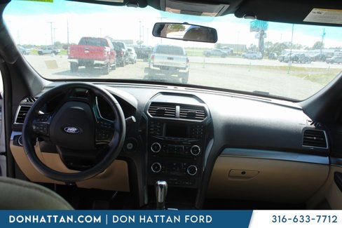 Used 2016 Ford Explorer FWD image 10