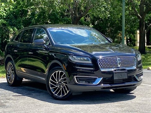 Used 2019 Lincoln Nautilus Reserve image 3
