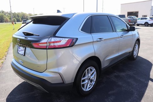 Used 2023 Ford Edge SEL image 15