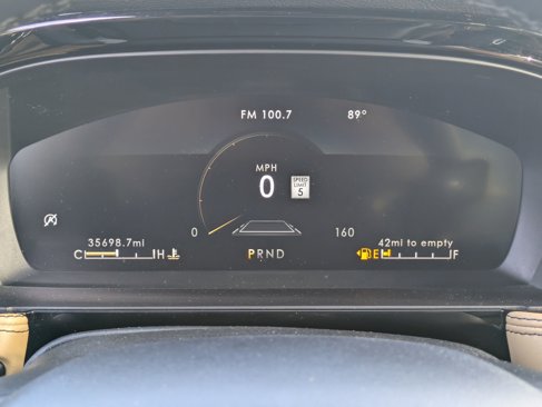 Used 2021 Lincoln Corsair Reserve image 10