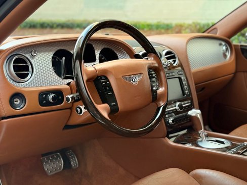 Used 2006 Bentley Flying Spur Flying Spur image 23