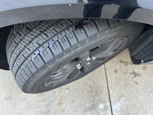Used 2016 Chrysler 300 C image 10