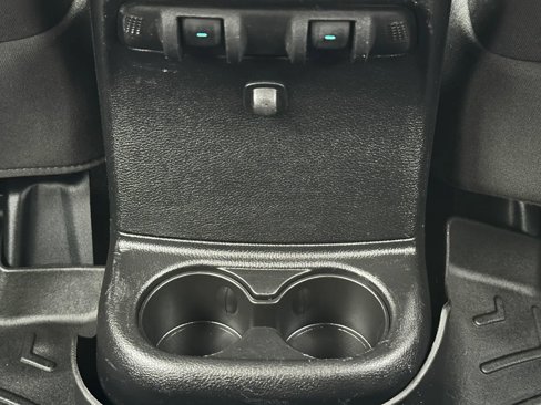 Used 2014 Jeep Wrangler Unlimited Sahara image 24