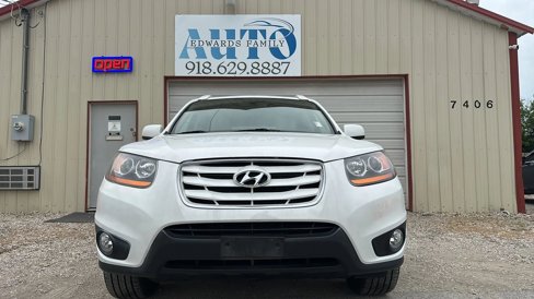 Used 2011 Hyundai Santa Fe Limited image 4