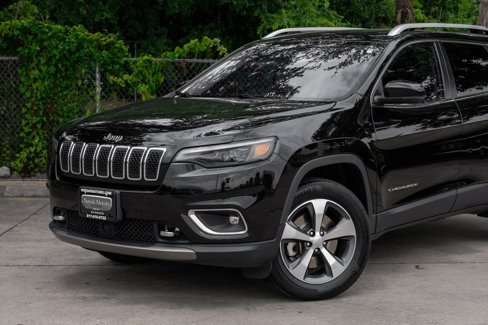 Used 2021 Jeep Cherokee Limited w/ Elite Package image 13