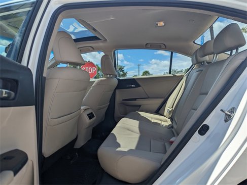 Used 2015 Honda Accord EX-L image 7