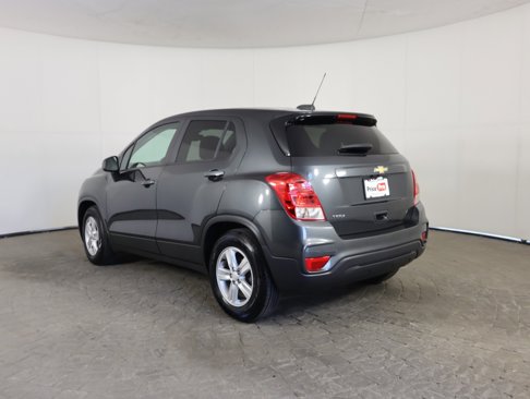 Used 2020 Chevrolet Trax LS w/ Tint and Cruise Package image 5