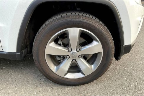 Used 2014 Jeep Grand Cherokee Limited image 8