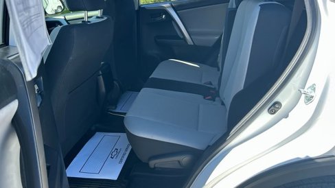 Used 2018 Toyota RAV4 XLE image 27