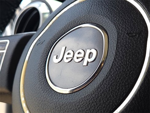Used 2012 Jeep Wrangler Unlimited Sahara w/ Connectivity Group image 22