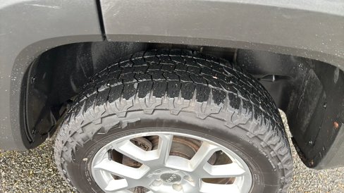 Used 2019 Jeep Renegade Latitude image 11