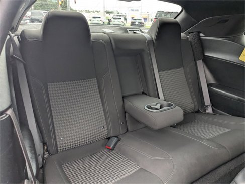 Used 2019 Dodge Challenger SXT image 13