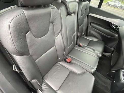 Used 2018 Volvo XC90 T6 Momentum w/ Convenience Package image 30