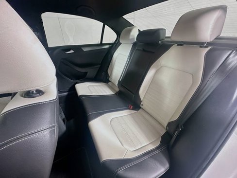 Used 2016 Volkswagen Jetta Sport image 24