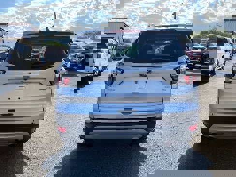 Used 2018 Ford Escape SE w/ SE Sync 3 Package image 6