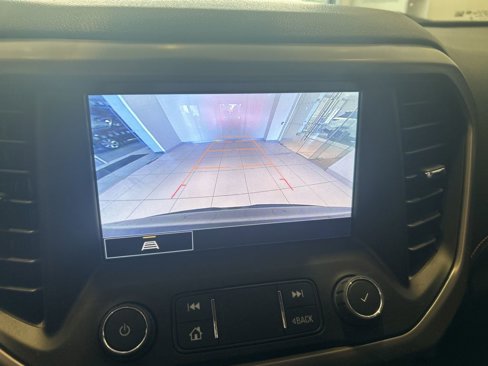 Used 2023 GMC Acadia AT4 image 10