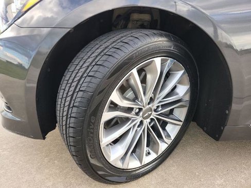 Used 2017 Genesis G80 3.8 image 30