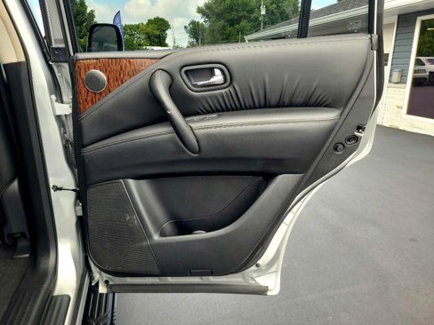 Used 2020 Nissan Armada SL w/ Premium Package image 39