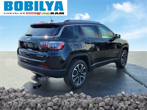 Used 2022 Jeep Compass Limited image 3