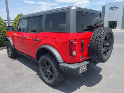 Used 2023 Ford Bronco Black Diamond image 4