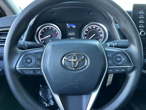 Used 2024 Toyota Camry LE image 20