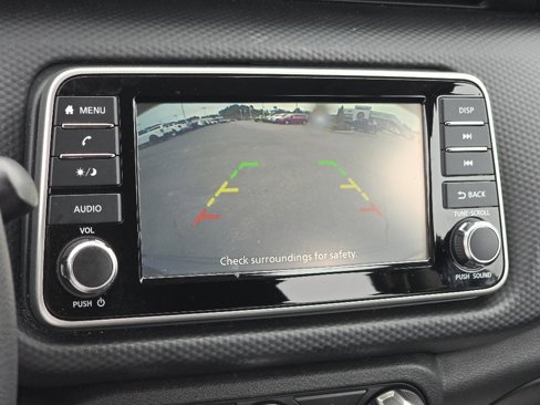Used 2024 Nissan Kicks S image 5