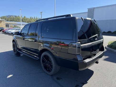 Used 2016 Ford Expedition EL Limited image 3