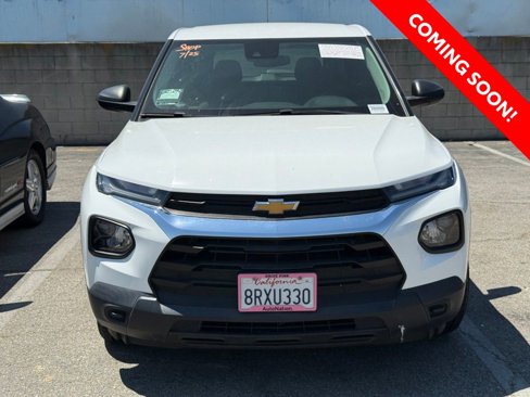 Used 2021 Chevrolet TrailBlazer LS image 2