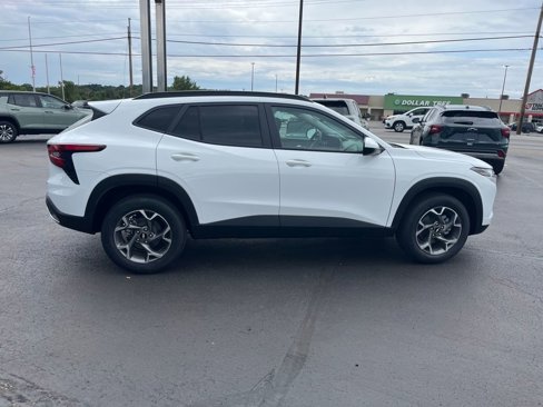 New 2025 Chevrolet Trax LT image 6