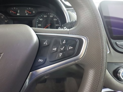 Used 2020 Chevrolet Malibu LT image 40