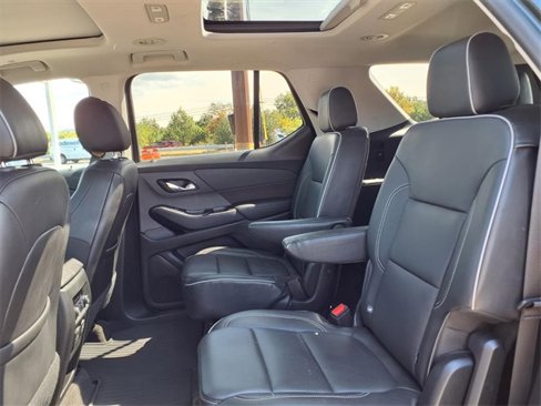 Used 2020 Chevrolet Traverse High Country image 12