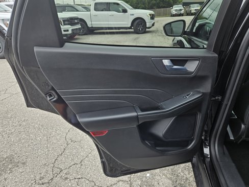 Used 2024 Ford Escape ST-Line image 18