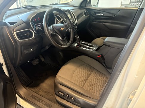 Used 2018 Chevrolet Equinox LT image 7