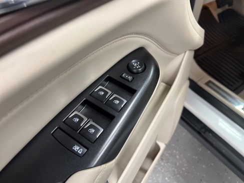Used 2016 Cadillac SRX Premium w/ Driver Assist Package image 6