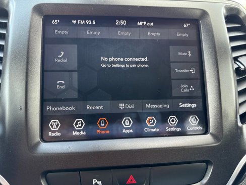 Certified 2020 Jeep Cherokee Trailhawk w/ Comfort/Convenience Group image 35