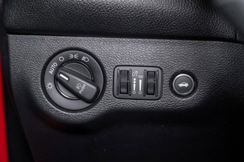 Used 2019 Dodge Challenger GT w/ Performance Handling Group image 17