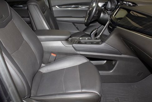 Used 2021 Cadillac XT6 Premium Luxury image 10
