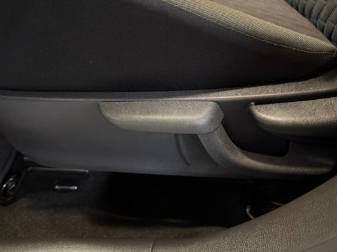 Used 2024 Nissan Kicks SR w/ Interior Electronics Package image 15