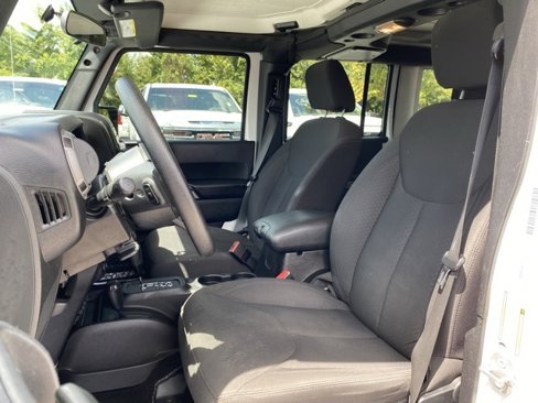 Used 2015 Jeep Wrangler Unlimited Sport image 21