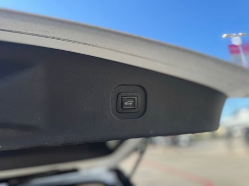 Used 2015 Chevrolet Equinox LTZ image 13