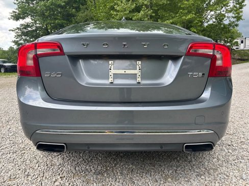 Used 2018 Volvo S60 T5 Inscription image 5