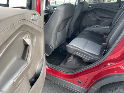 Used 2017 Ford Escape SE image 26