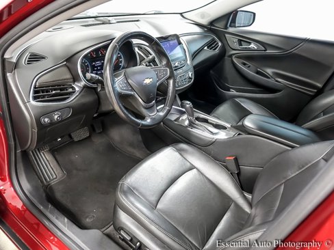 Used 2020 Chevrolet Malibu LT w/ Leather Package image 10