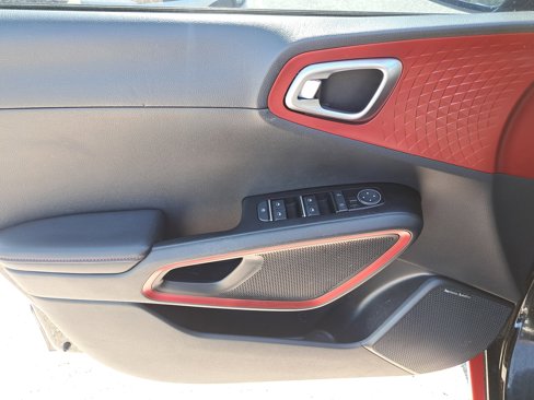 Used 2020 Kia Soul GT-Line Turbo image 14