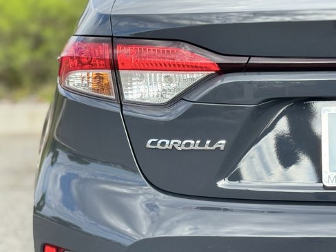 Used 2024 Toyota Corolla LE image 12