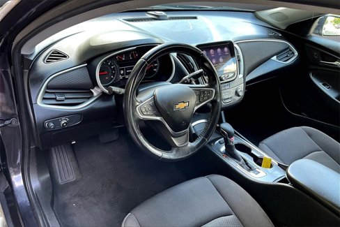 Used 2022 Chevrolet Malibu RS image 14