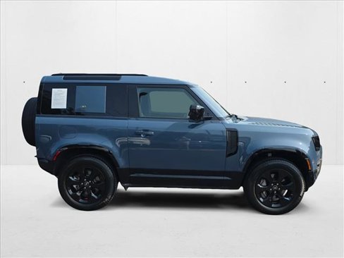 Used 2021 Land Rover Defender 90 X-Dynamic S image 4