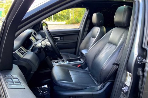 Used 2019 Land Rover Discovery Sport HSE image 8