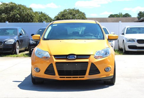 Used 2012 Ford Focus SE image 2