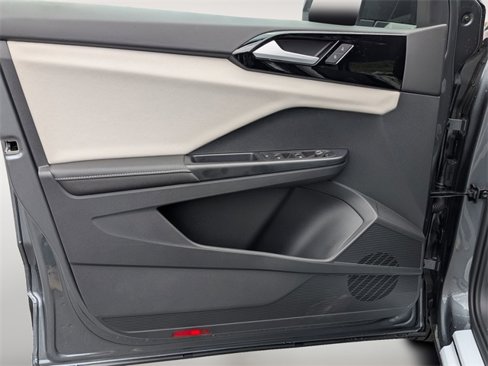 New 2025 Volkswagen Taos S image 21